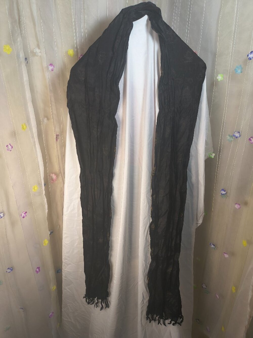 Unbranded Scarf with Crest design in Gold 13 by 84 inches
